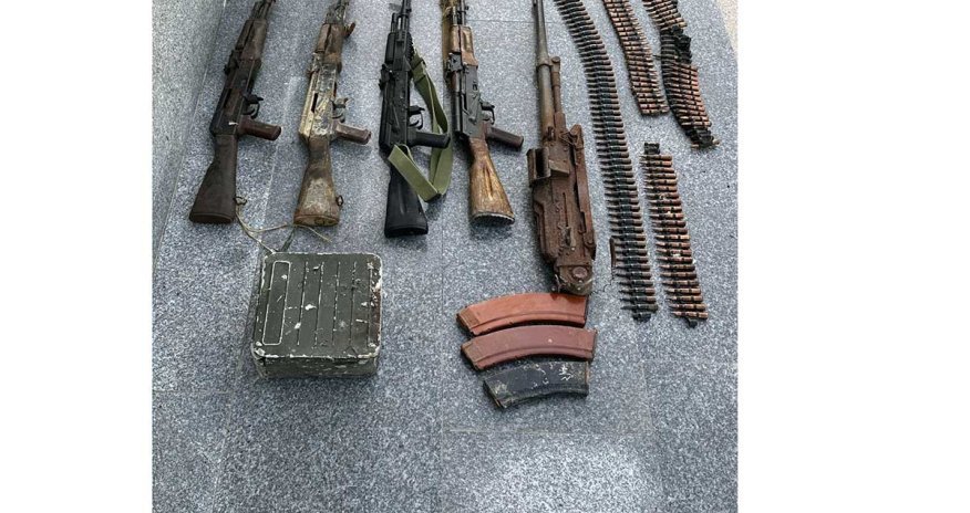 В Зангилане обнаружены оружие и боеприпасы