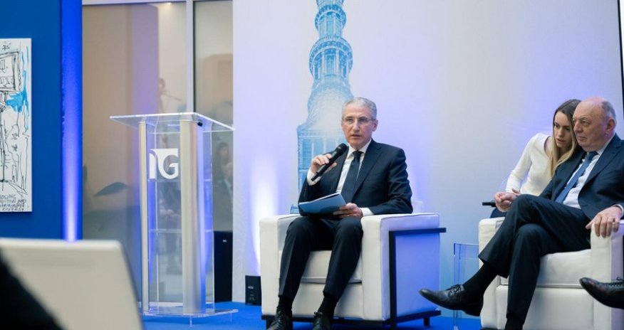 Muxtar Babayev G7 nazirlər toplantısında iştirak edir