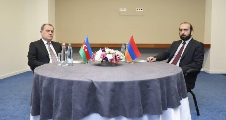 Qazaxıstan Bayramovla Mirzoyanın görüşündə iştirak etməyəcək