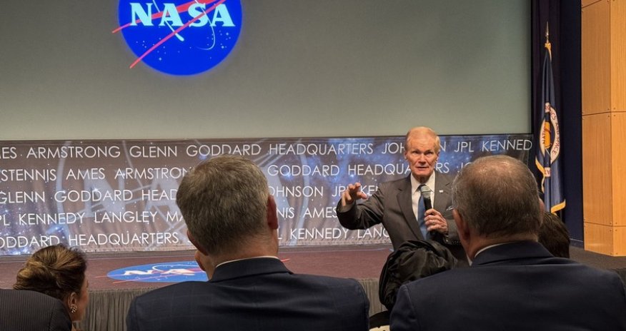 Посол Азербайджана в США посетил NASA