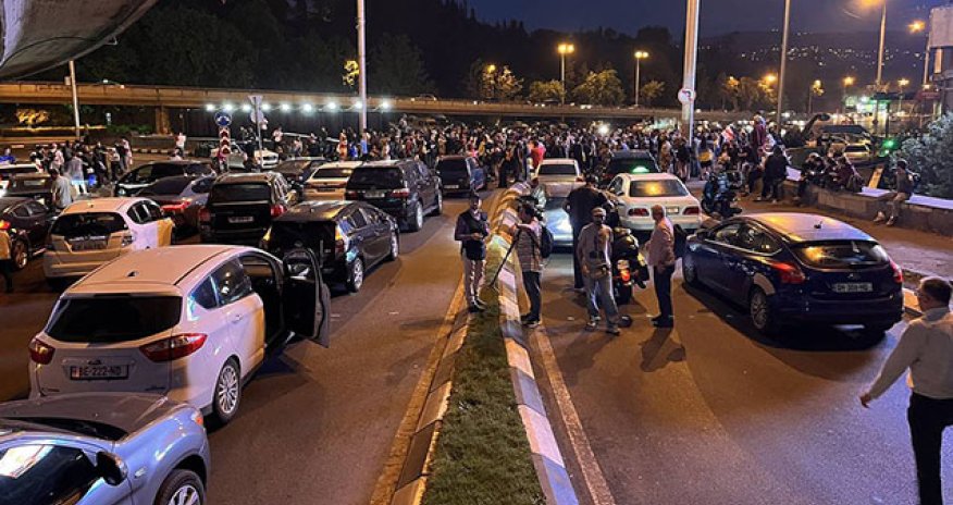 Tbilisidə etiraz aksiyası davam edir