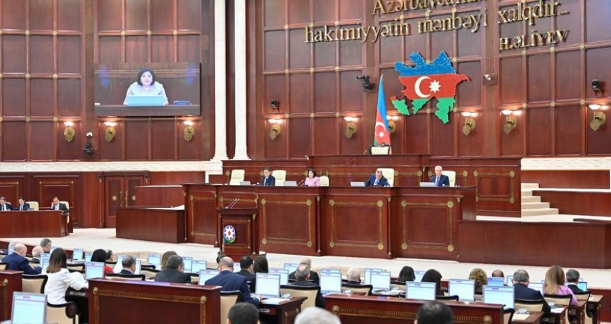 Milli Məclisin növbəti iclası başlayıb