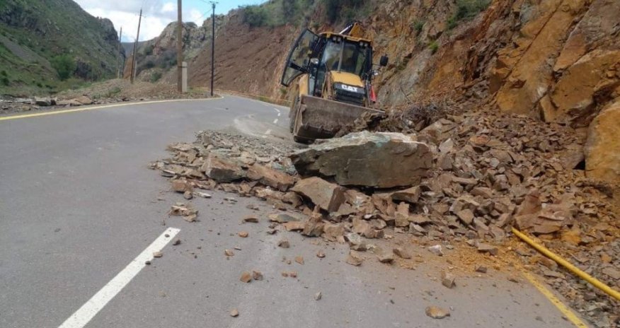 Ordubadda qaya uçqunu baş verib