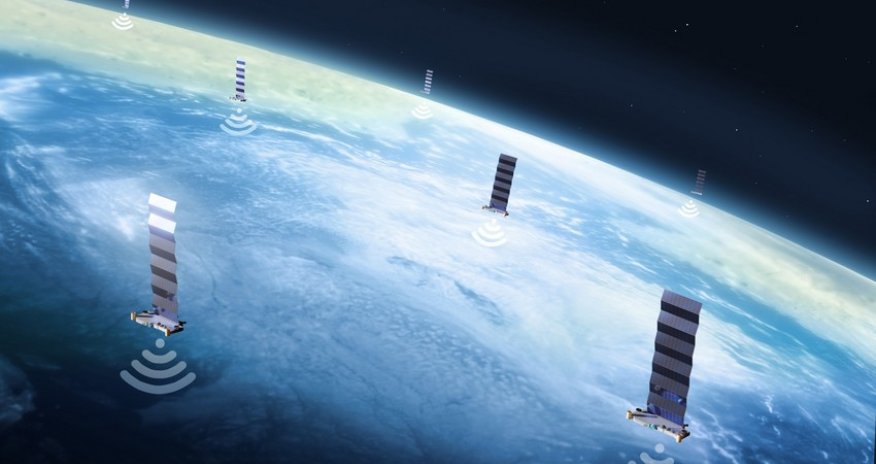 Маск заявил о повышенной нагрузке на спутники Starlink из-за геомагнитной бури