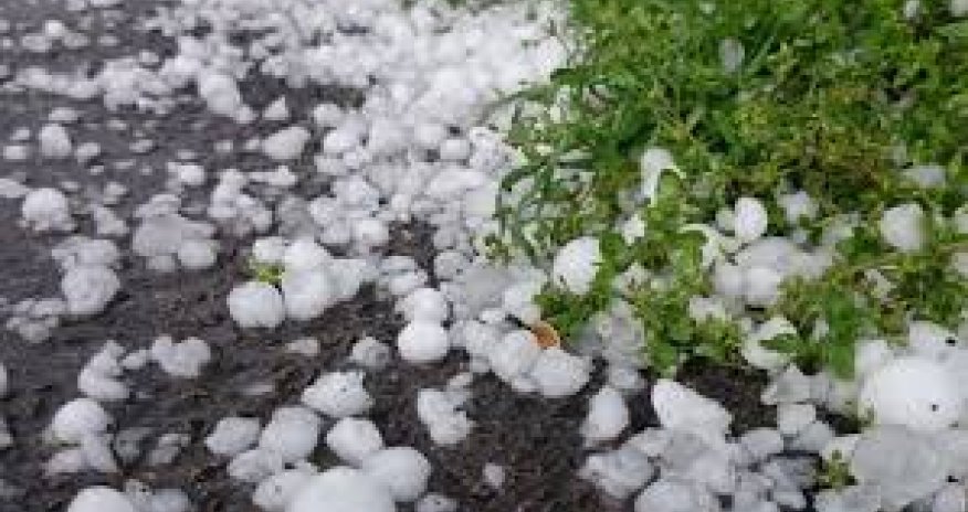 Bəzi rayonlara dolu düşüb - FAKTİKİ HAVA