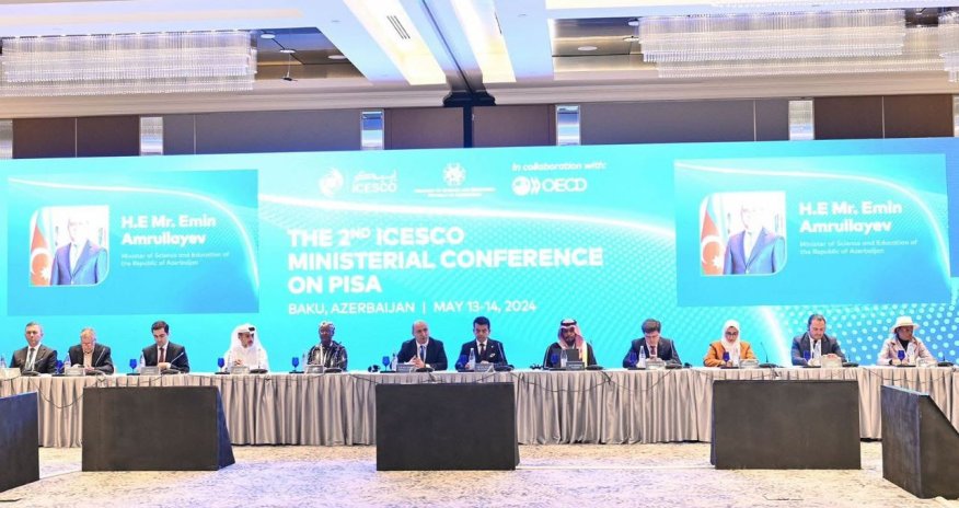 Məktəblərdə smartfonların olması narazılıq yaradır- Mixayıl Vard