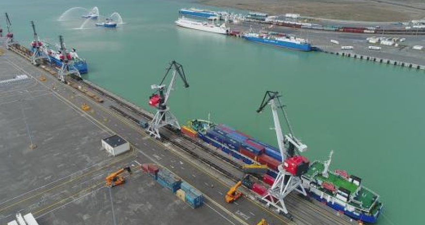 Dəniz limanları ilə yükdaşımalar azalıb