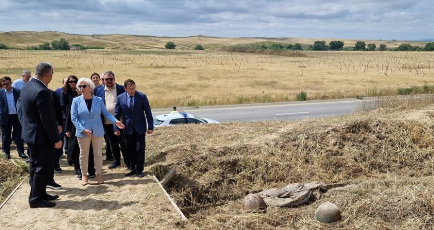 Latviya parlamentinin sədri Füzulidə səfərdədir