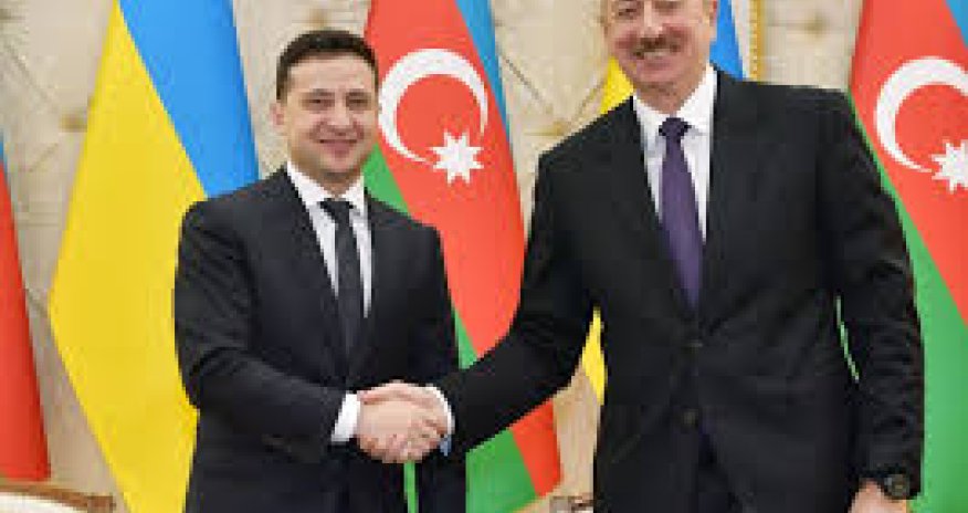 Zelenski  İlham Əliyevə zəng edib