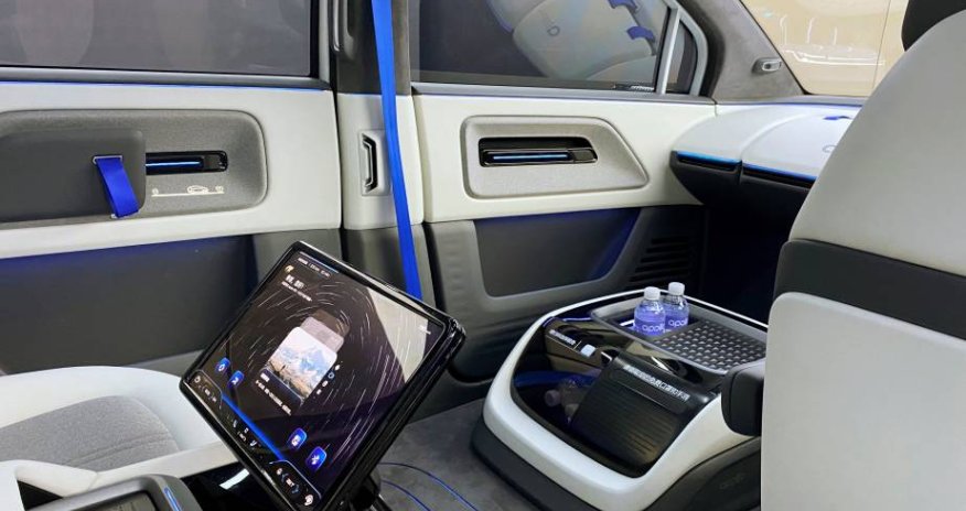 Pekində robot taksilər işə salınacaq