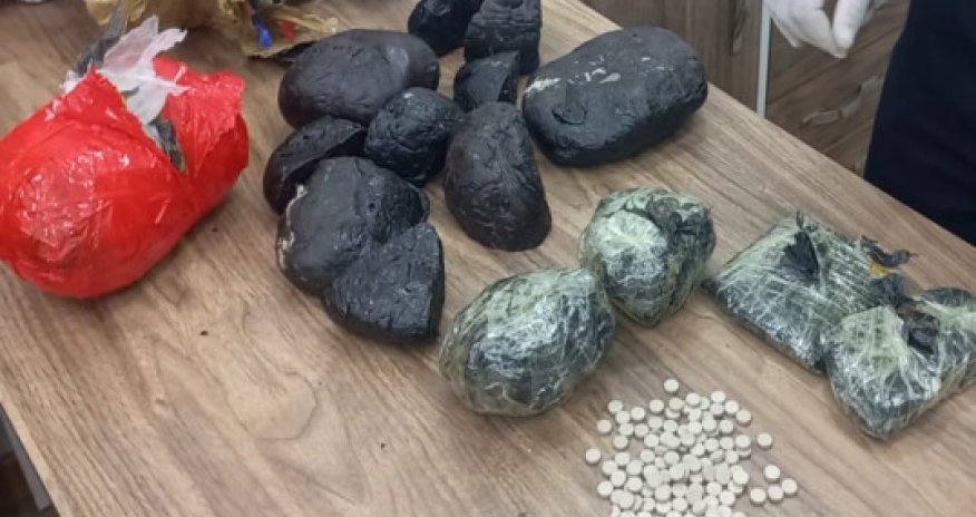 Полиция Билясувара изъяла у наркокурьера внушительную партию запрещенных веществ