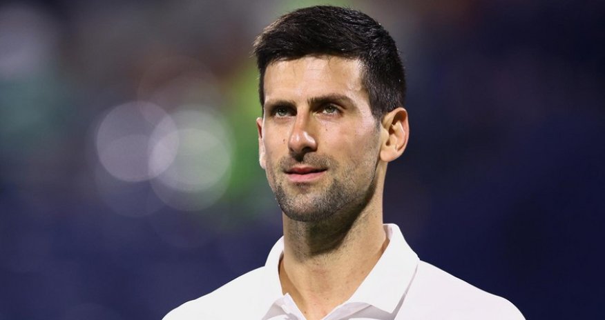 Сербский теннисист Джокович снялся с турнира Roland Garros