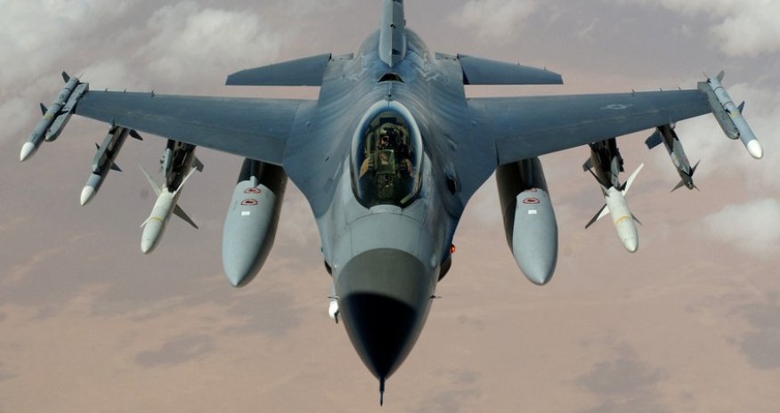 Часть переданных Украине F-16 разместят за пределами страны