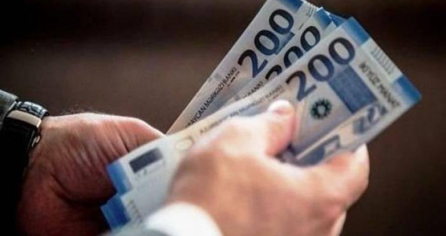 Azərbaycanda orta aylıq nominal əməkhaqqı 1007,5 manata çatıb