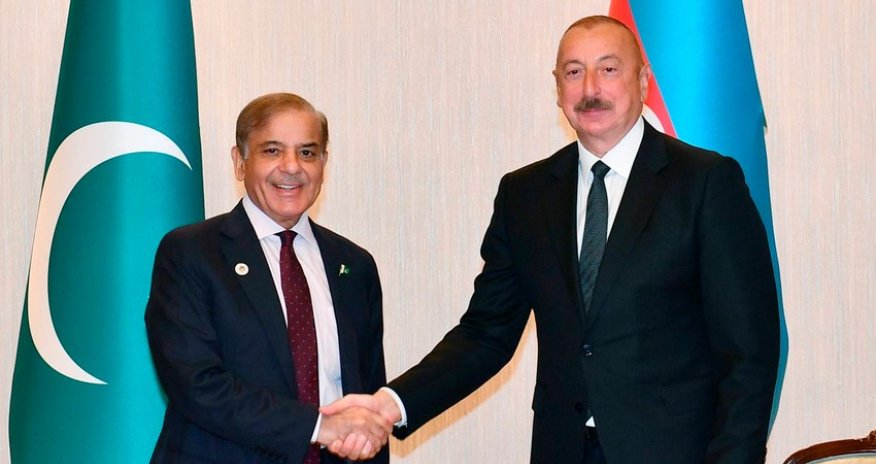 Şahbaz Şərif İlham Əliyevə zəng edib