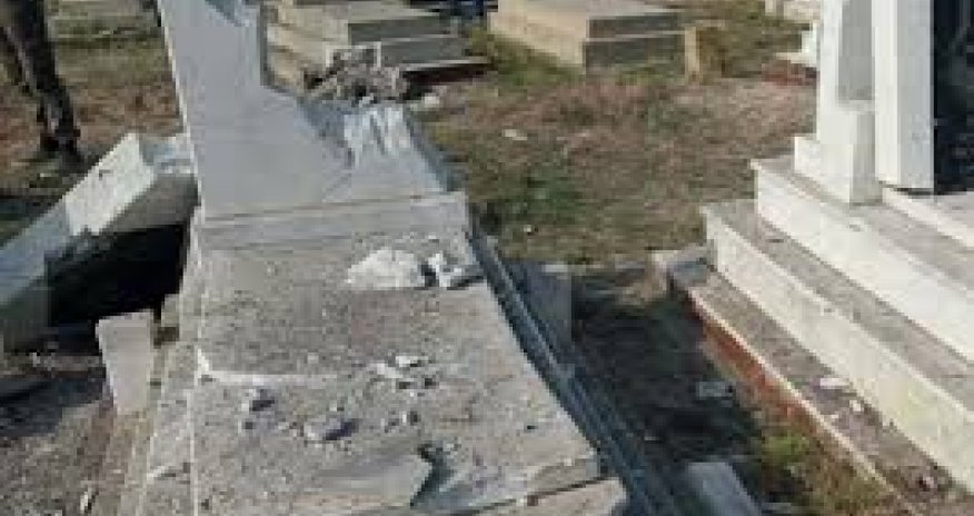 Житель Гусара задержан за умышленное разрушение надгробных плит