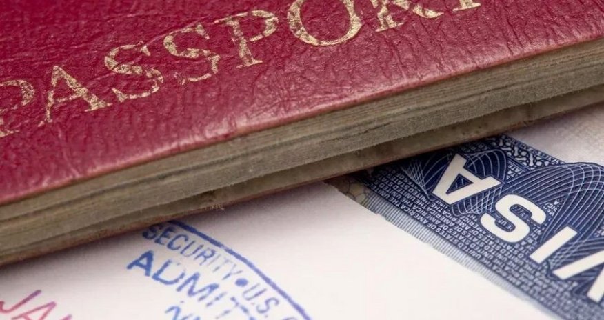 Польша перестанет проставлять штампы в паспорта граждан не входящих в ЕС