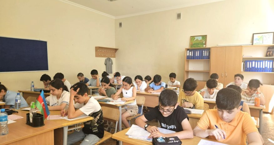 Lisey və gimnaziyaların 7 və 8-ci siniflərinə qəbul imtahanı keçirilib