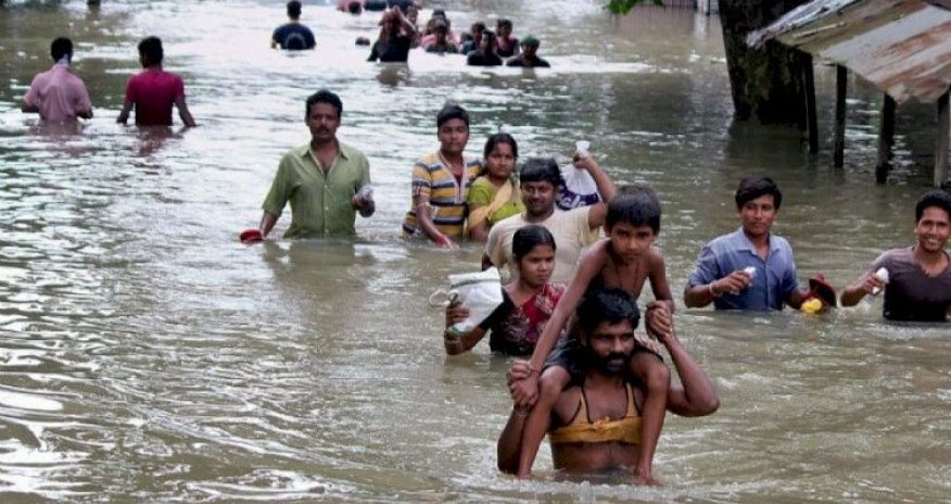 Hindistanda daşqınlar nəticəsində 27 nəfər ölüb