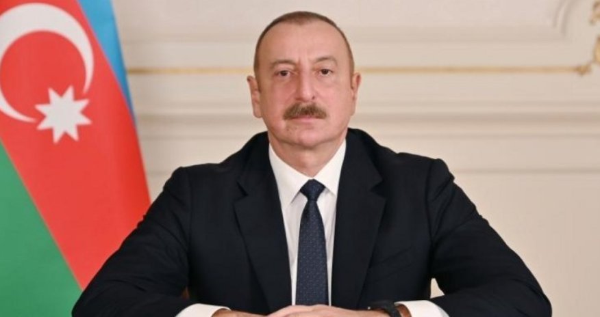 Ильхам Алиев пожелал победы сборной Турции в матче с Нидерландами