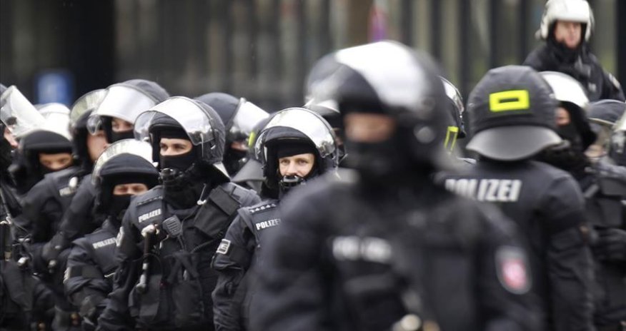 Almaniya polisi “bozqurd”a görə mühafizəni artıracaq