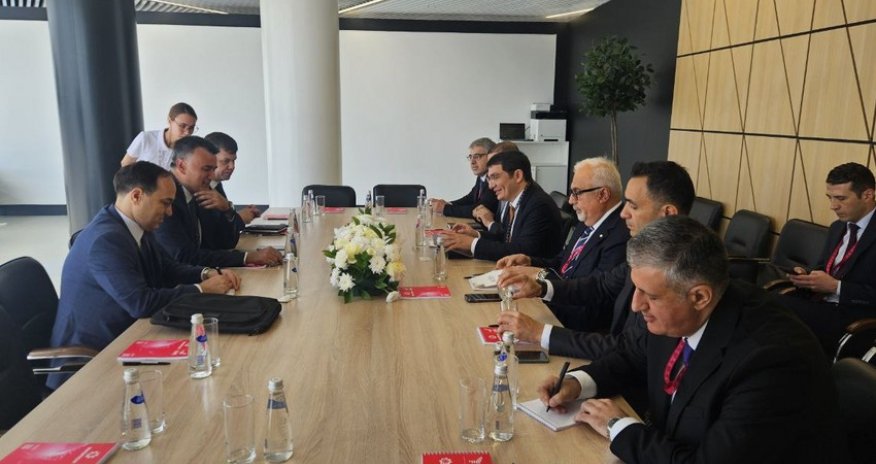 Azerbaijan, Türkiye mull expanding economic partnership