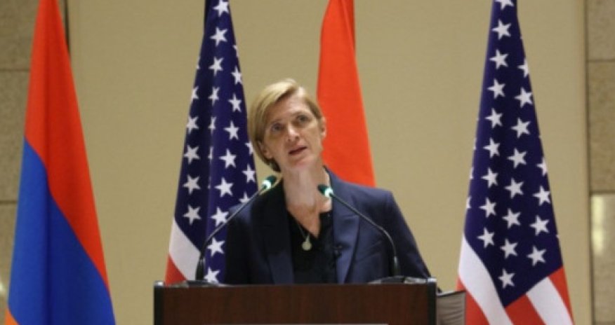 Samanta Pauel Ermənistanda sülh sazişindən danışıb