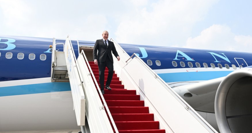 İlham Əliyevin Pakistana səfəri başlayıb