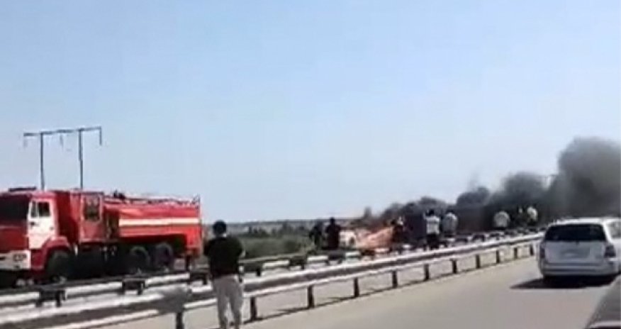 Ələt-Astara yolunda avtomobil yanıb