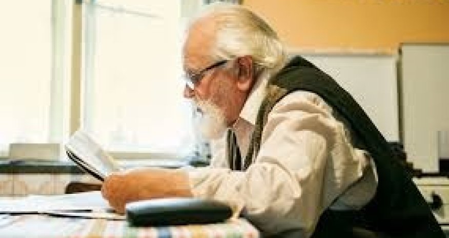 Alimlərin elmi göstəriciləri və nəticələri təhlil olunur