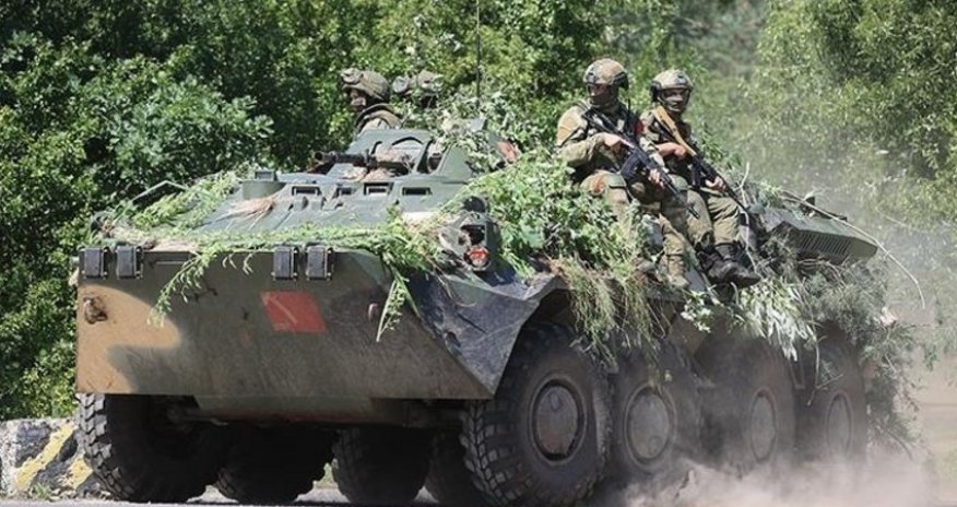 Минобороны Беларуси приступило к отводу войск от границы с Украиной