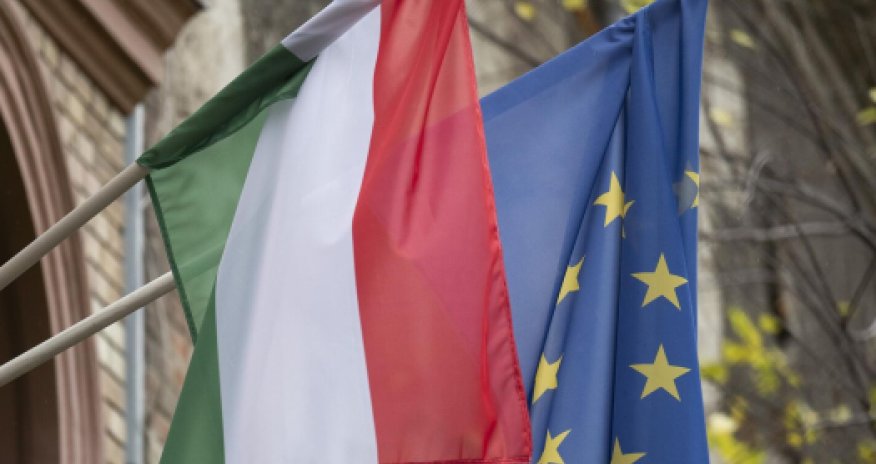 Avropa İttifaqı İrana qarşı sanksiyaları uzadıb 