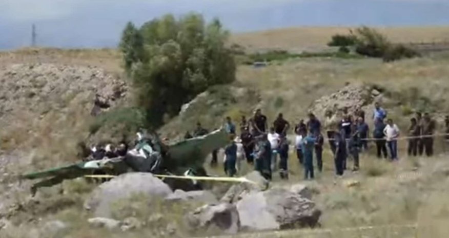 Ermənistanda təlim təyyarəsi qəzaya uğrayıb