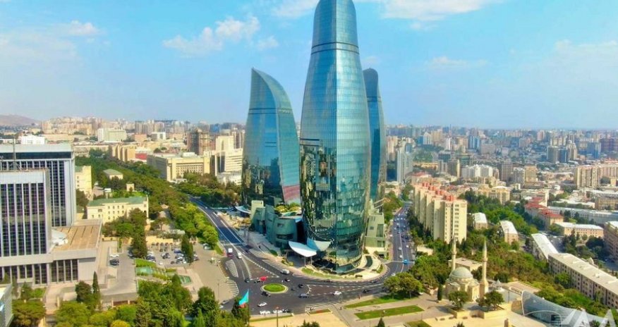 Ремонтные работы на проспекте Парламента в Баку завершены
