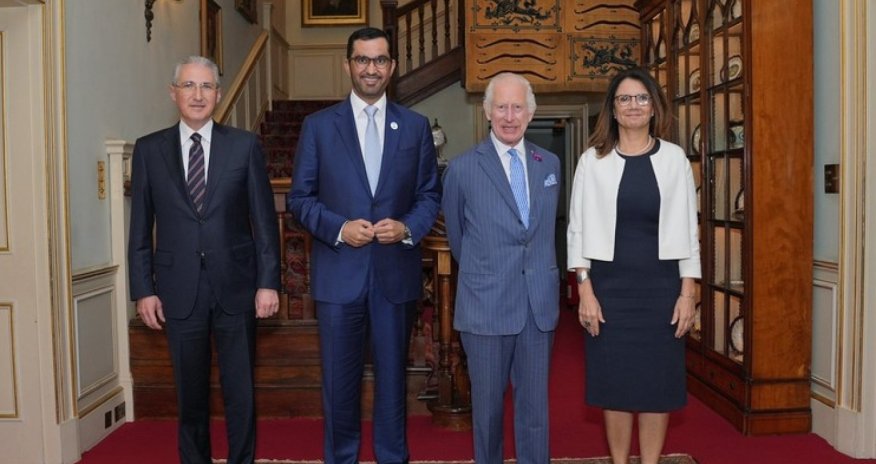 Kral III Çarlz Muxtar Babayevi qəbul edib