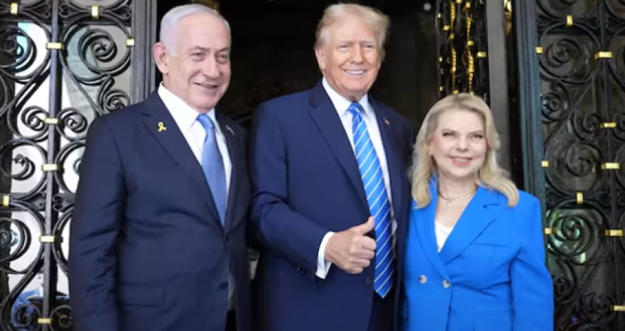 Tramp Netanyahu ilə görüşüb - Video