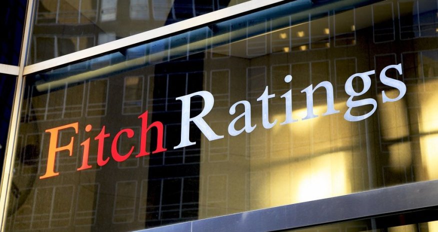 В Минфине приветствовали решение Fitch Ratings повысить рейтинг Азербайджана до 
