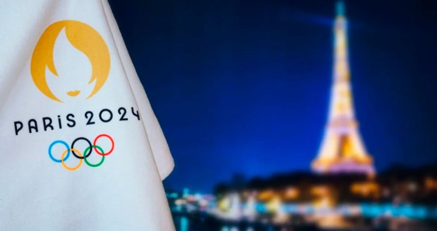 Paris olimpiadasının açılış mərasimindən sonra jurnalistlərin olduğu avtobus qəzaya düşüb