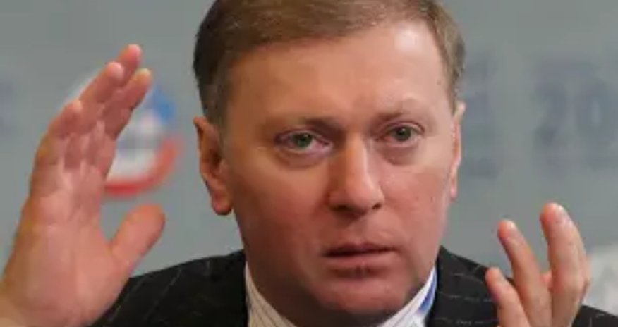 Məhkəmə milyarder Musa Bajayevin oğlunu həbs edib