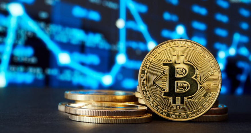 Стоимость биткойна составила почти 70 тыс. долларов