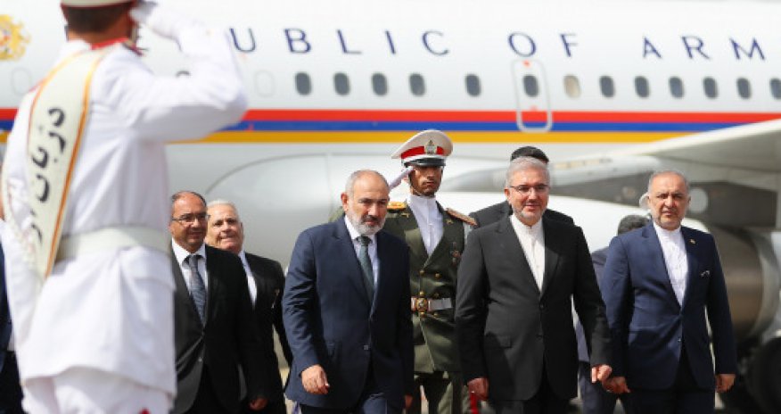 Paşinyan İrana səfərə gedib