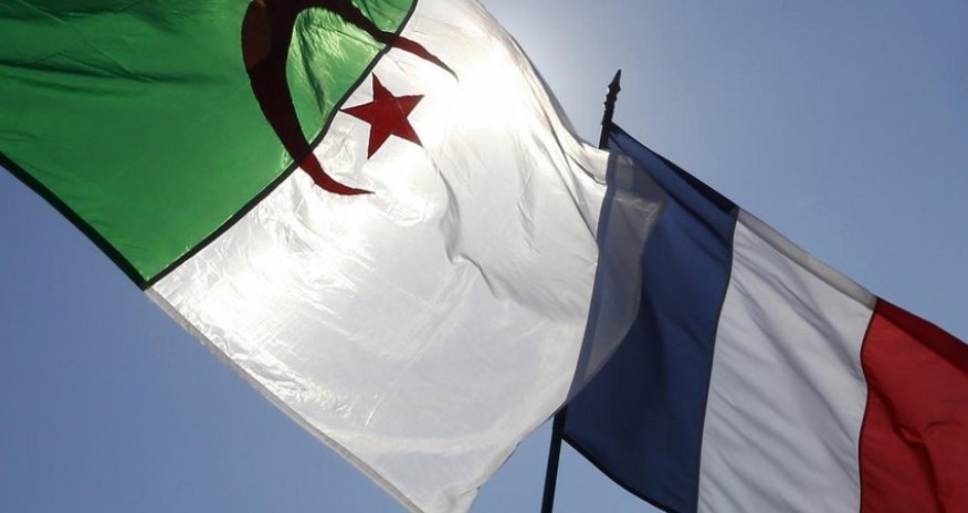 Əlcəzair Fransadakı səfirini geri çağırıb