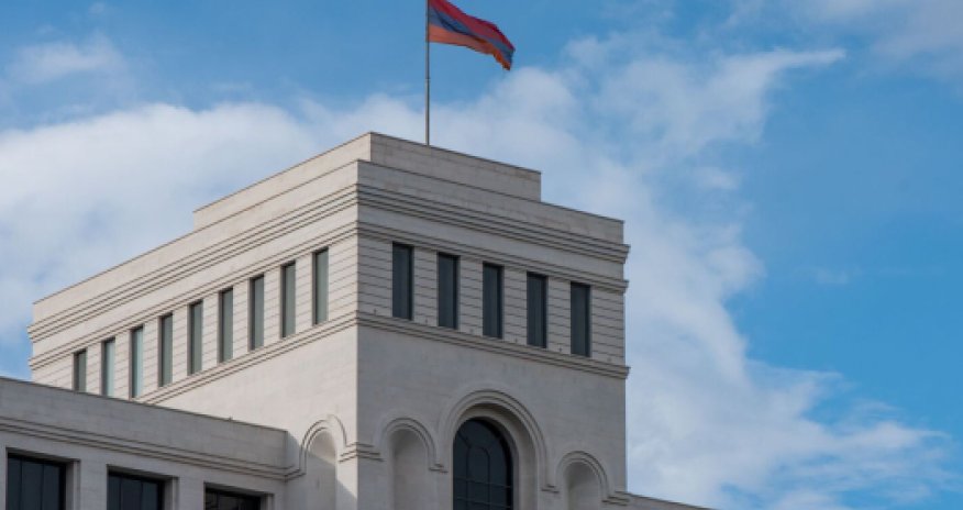 Ermənistan Türkiyə ilə sərhədi açıb