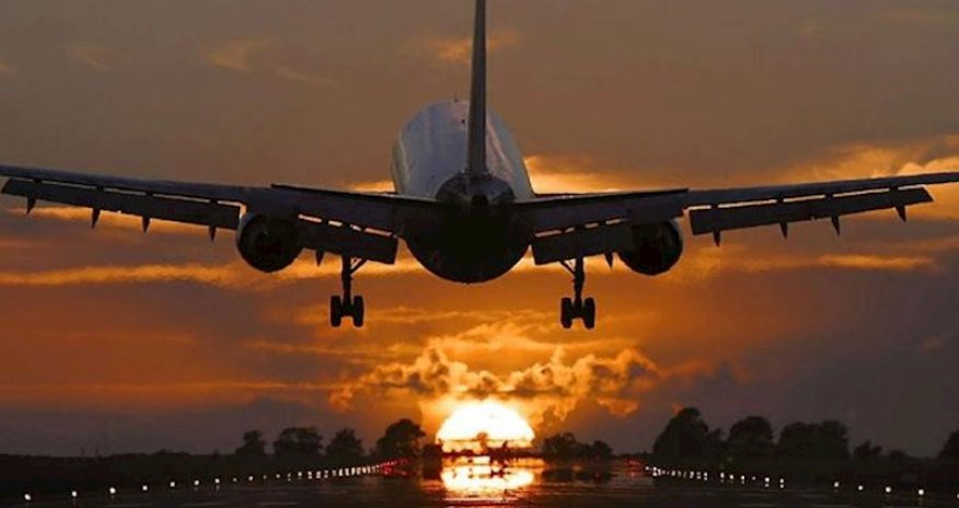 “Lufthansa” Tehrana uçuşları dayandırıb