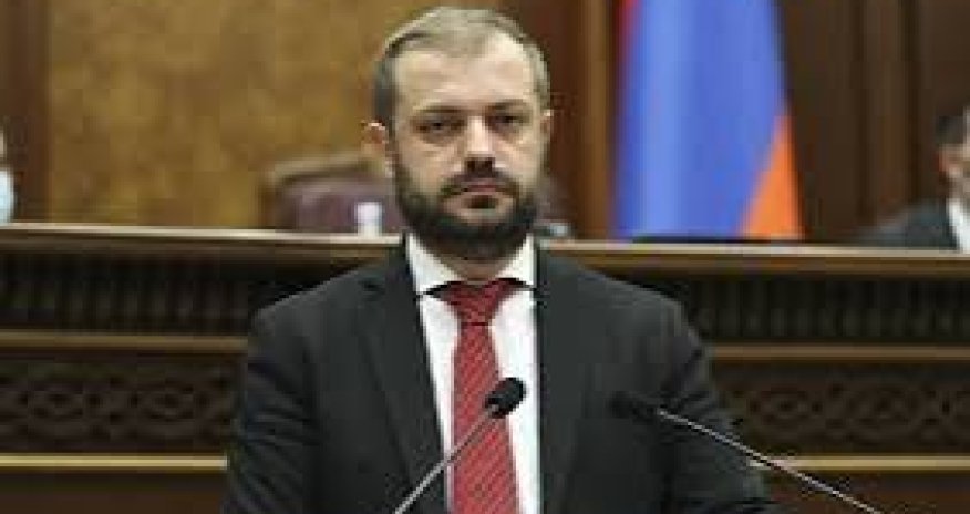 Ermənistan Azərbaycanın tələbi ilə konstitusiyaya dəyişiklik etməyəcək - Gevorq Papoyan