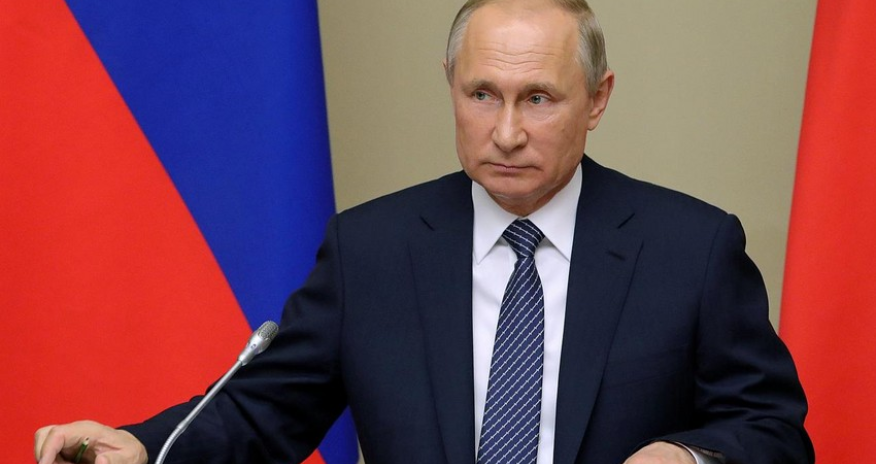 Путин провел оперативное совещание с постоянными членами Совбеза РФ