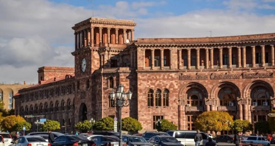 Ermənistan DİN Qarabağı könüllü tərk etmiş erməniləri silahlarını təhvil verməyə çağırıb