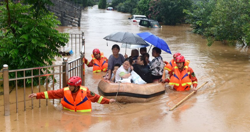 Çində güclü yağışlar 150-dən çox insanın həyatına son qoydu