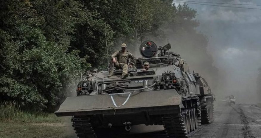 Ruslar Kurskda silahlarını qoyub qaçır -  The Economist