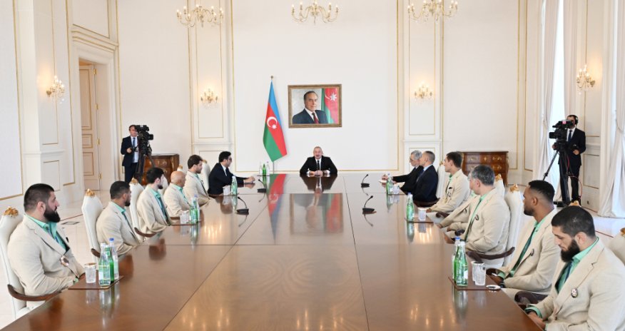 Prezident Yay Olimpiya Oyunlarının qalibləri ilə görüşüb
